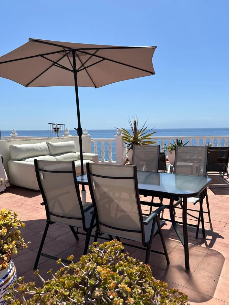 Image 2 of 1st Line Sea View & Rooftop – Arena