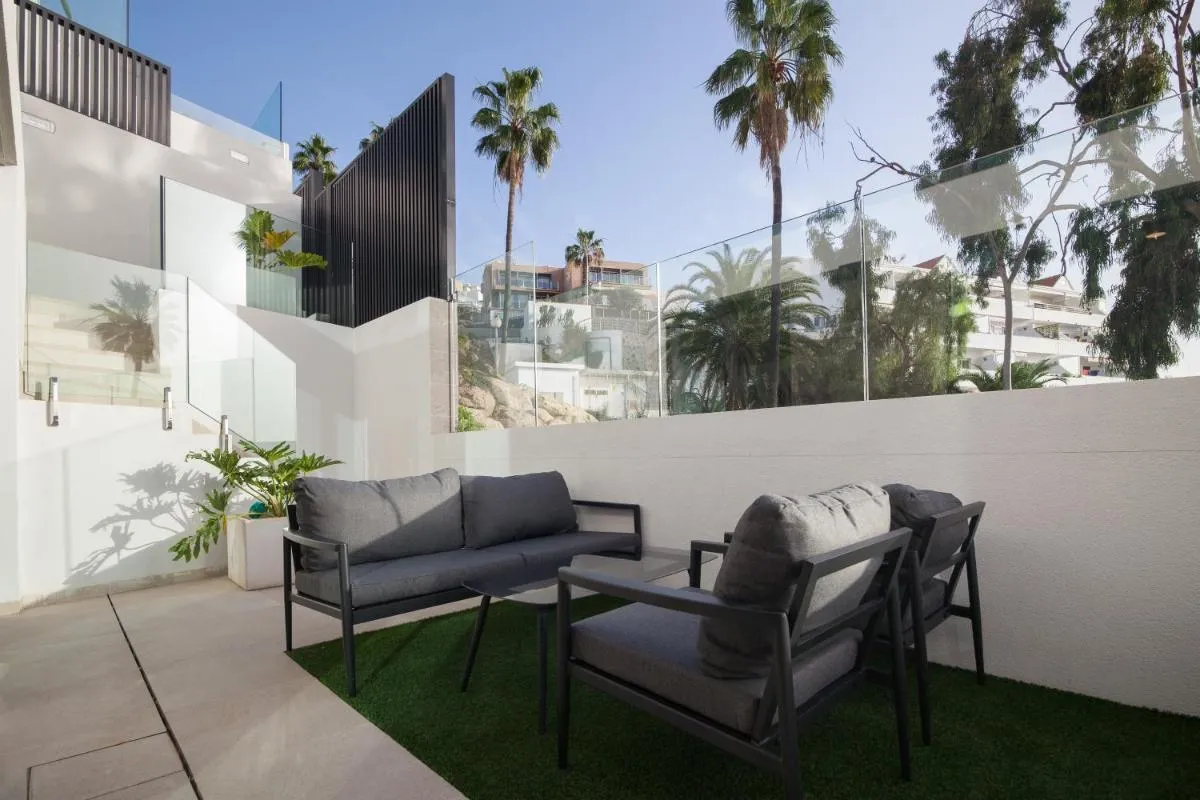 Image 6 of 200m² NEW Villa D with private, heated pool and amazing ocean view.