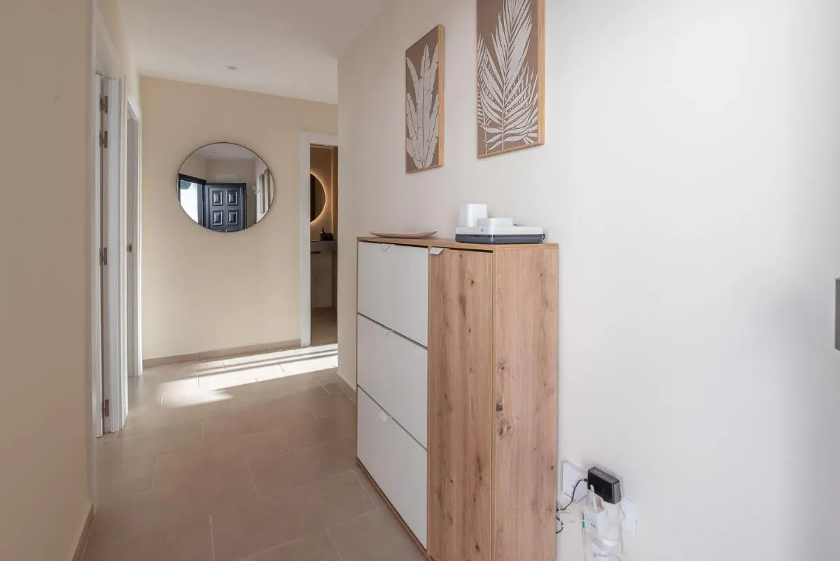 Image 2 of 2 Bedroom Luxury Apartment with Sea View in Los Cristianos