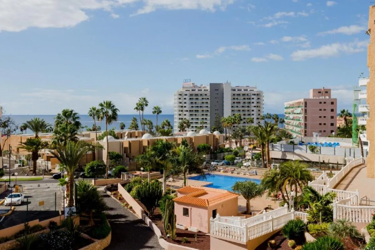 Image 6 of 319 MODERN ACCOMMODATION,SEA VIEW, Wi Fi AND POOL