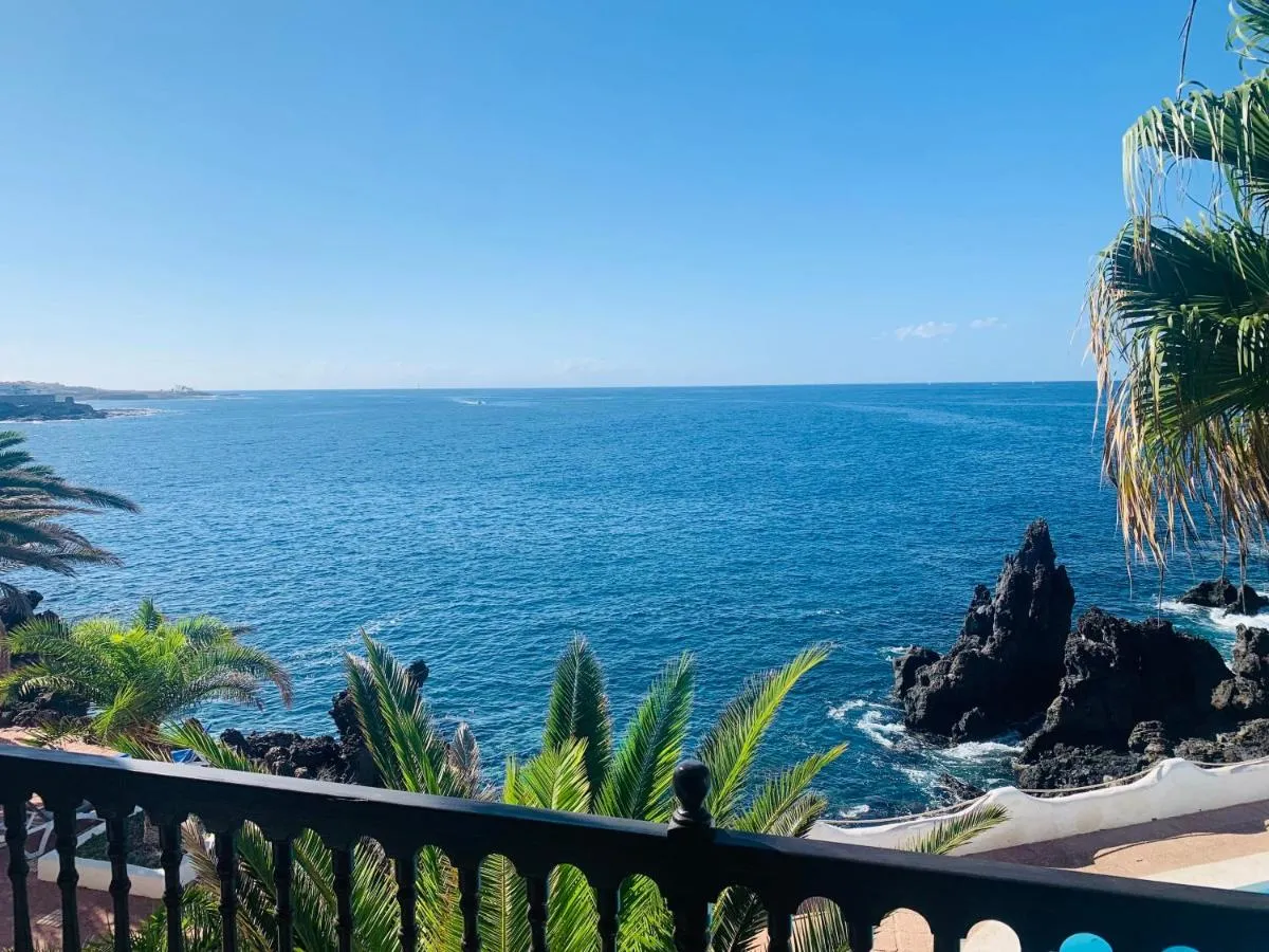 Image 6 of 3 bedroom ocean shore apartment