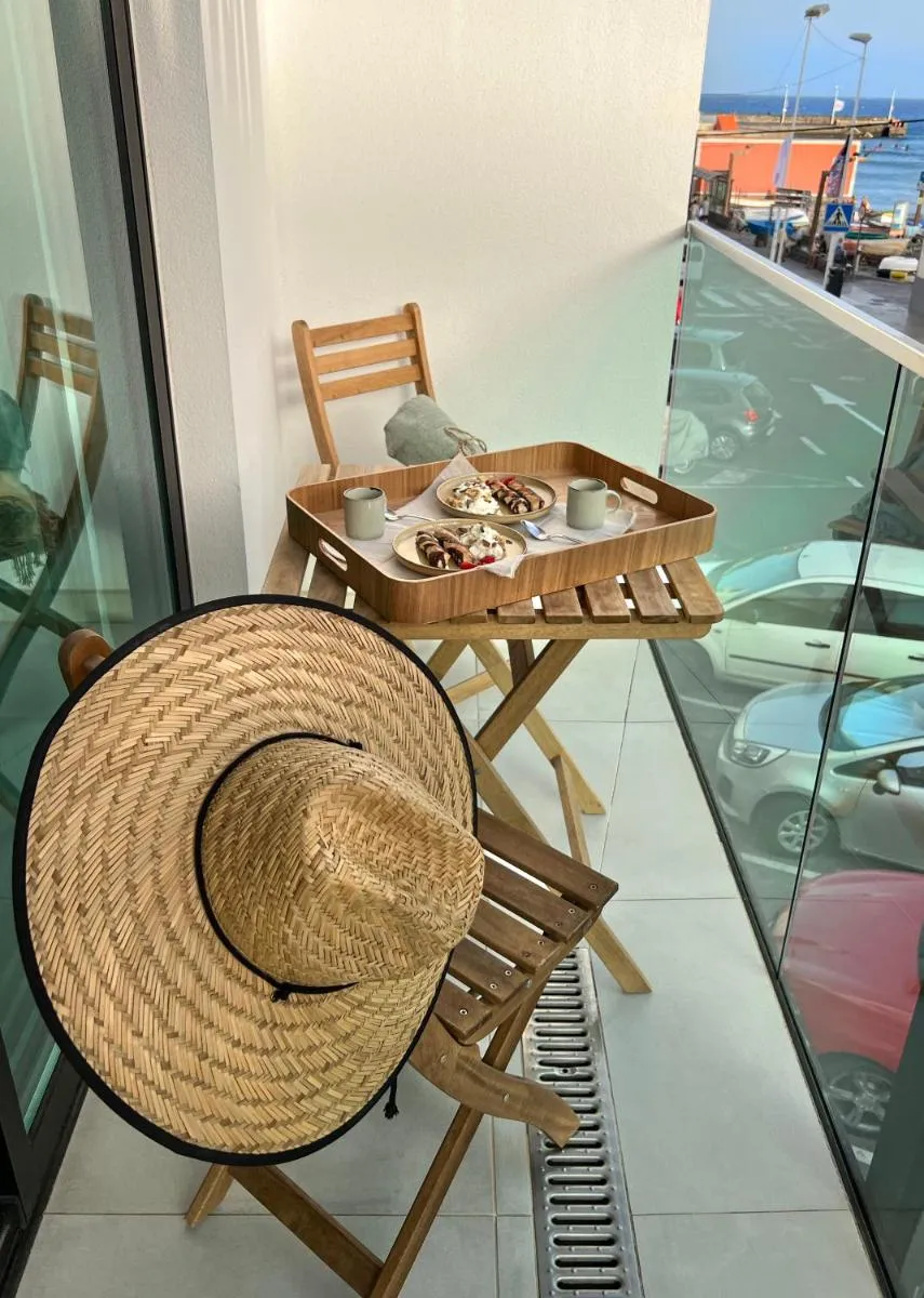 Image 5 of 3 bedrooms, spacious apartment 60 m from the beach