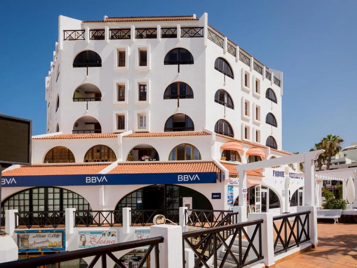 Image 6 of 504 Parque Santiago II First Line to the Beach