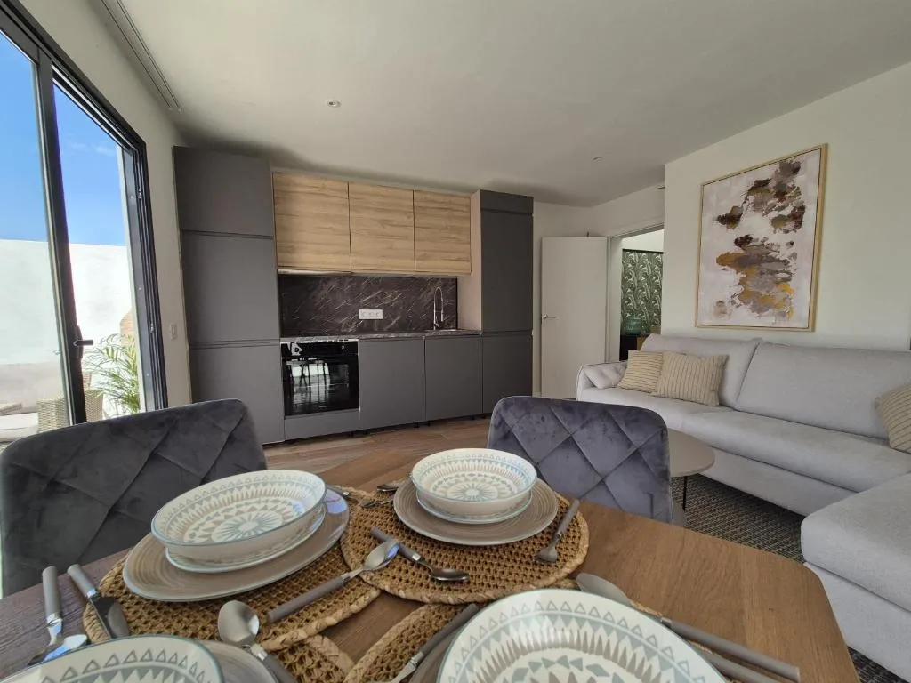 Image of 5 Dragos Suites