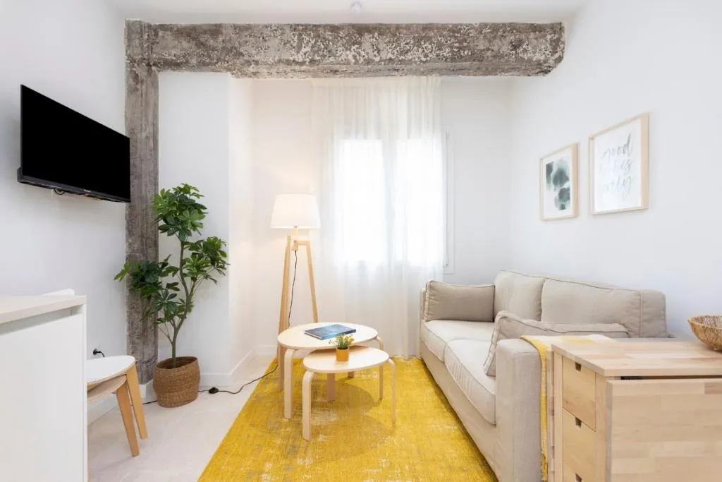 Image of APARTAMENTOS PLAZA DEL CHARCO I