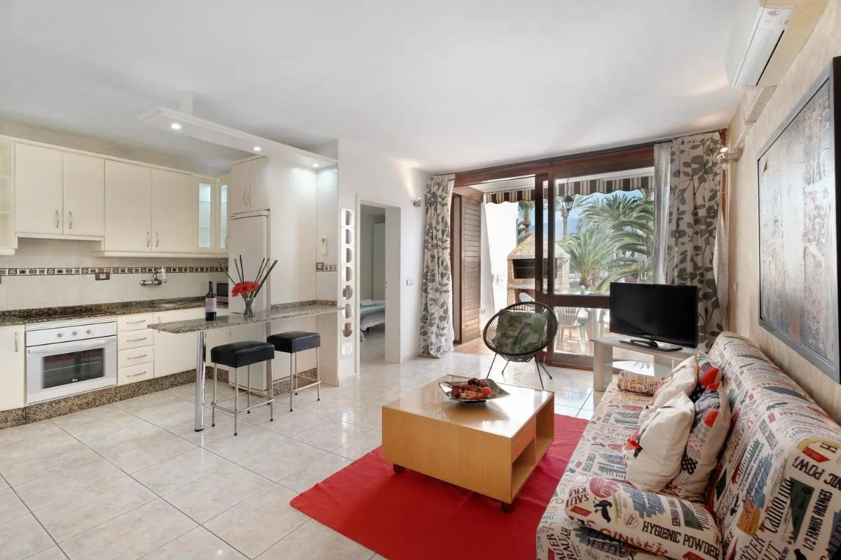 Image 4 of Aaron Beautifull House