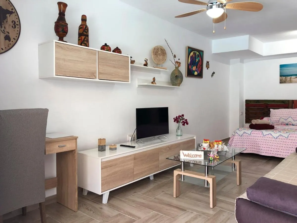 Image 4 of Abi&Lei VV