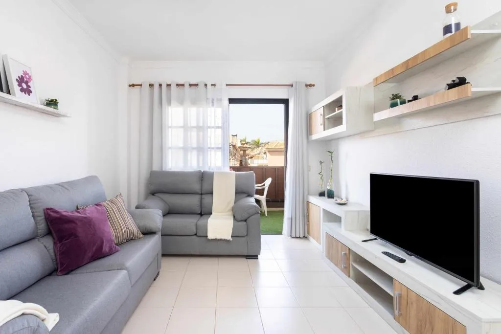 Image of Agradable piso con piscina & playa terraza y WIFI