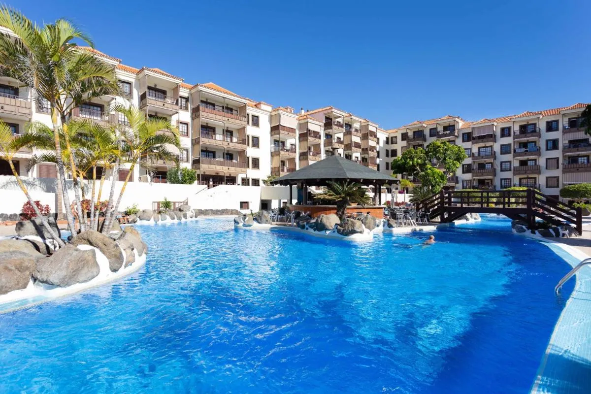 Image 3 of Agradable piso con piscina & playa terraza y WIFI