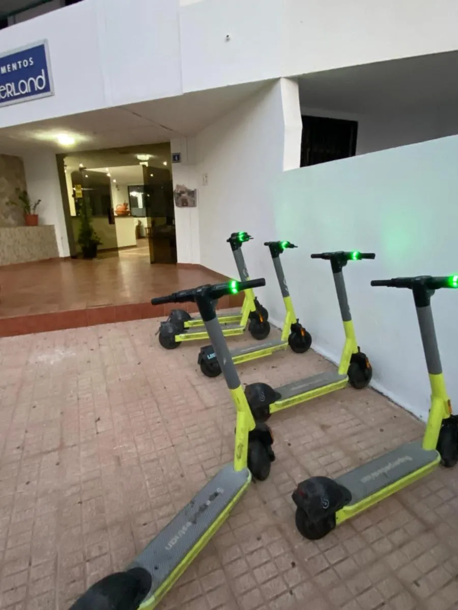 Image 1 of Aloha Summerland Vip Studio Sea & Pool View