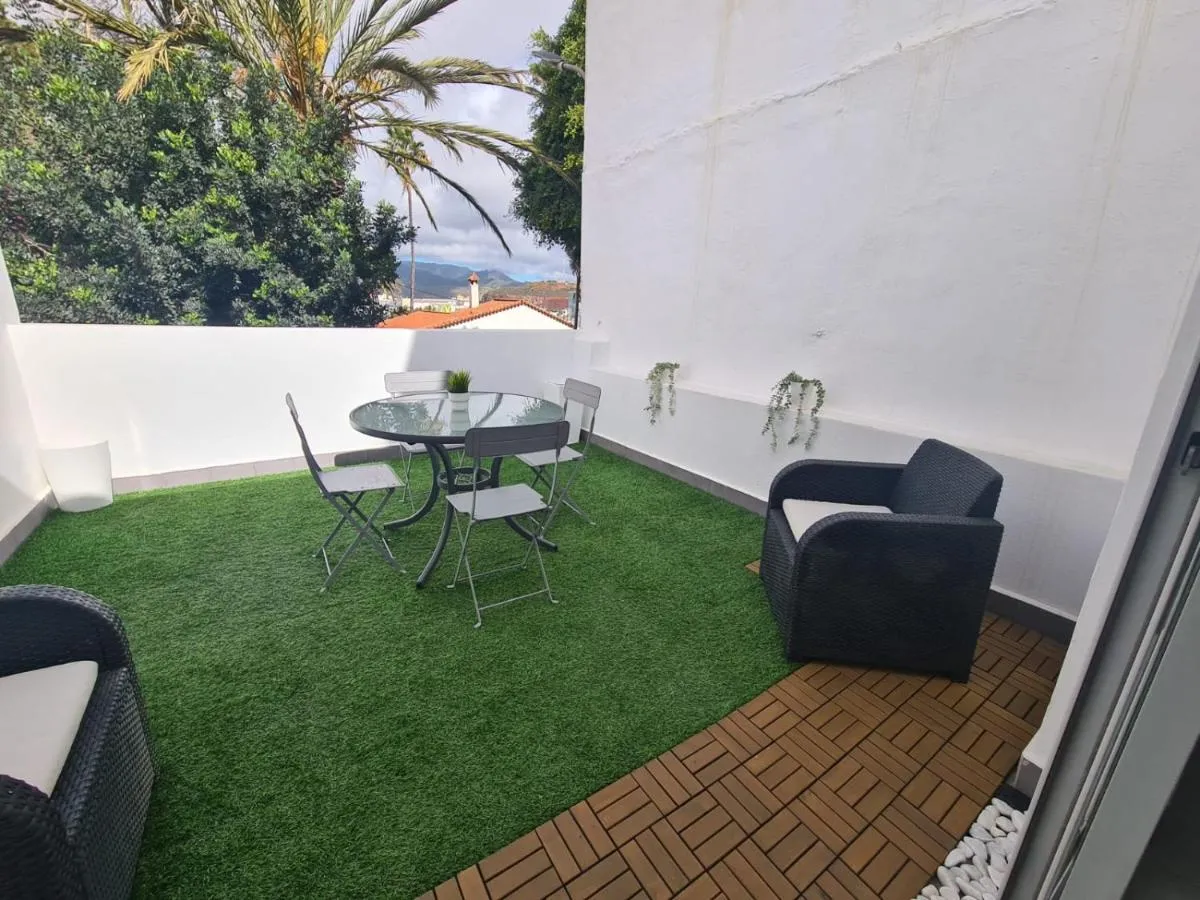 Image 1 of Alojamientos KYOMU El Pilar