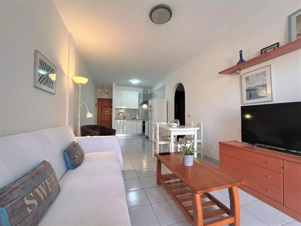 Image 2 of Alquilaencanarias-Medano Galte, terrace and beach