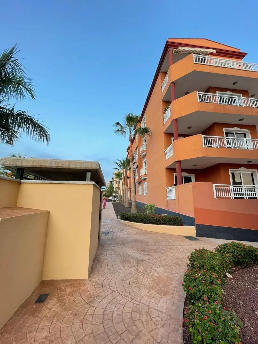 Image 6 of Amplio y cómodo apartamento en Callao Salvaje.