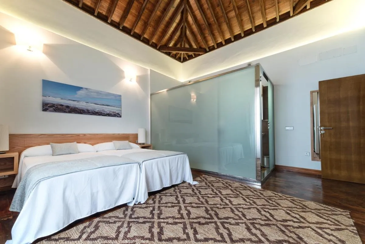 Image 1 of Anchieta 60