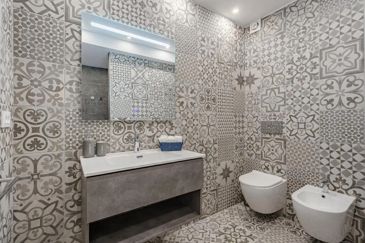 Image 6 of Angel’s Tropical Suite