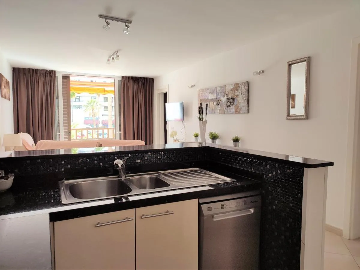 Image 2 of Apartamento Claudia En Parque Santiago 1