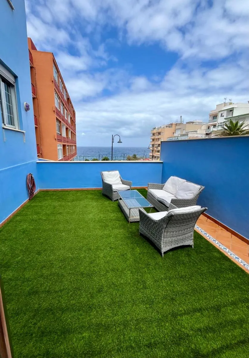 Image 3 of Apartamento a pie de playa con una amplia terraza