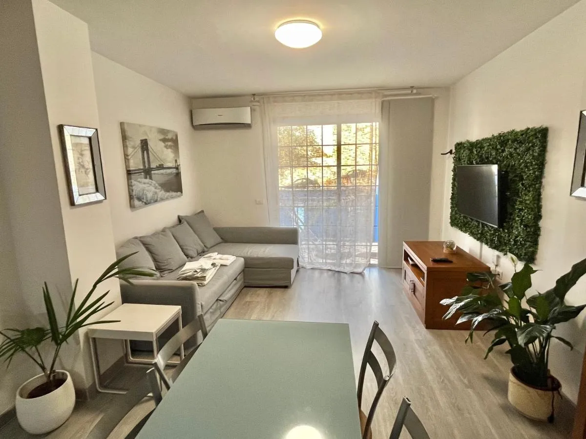 Image 2 of Apartamento a pie de playa con una amplia terraza