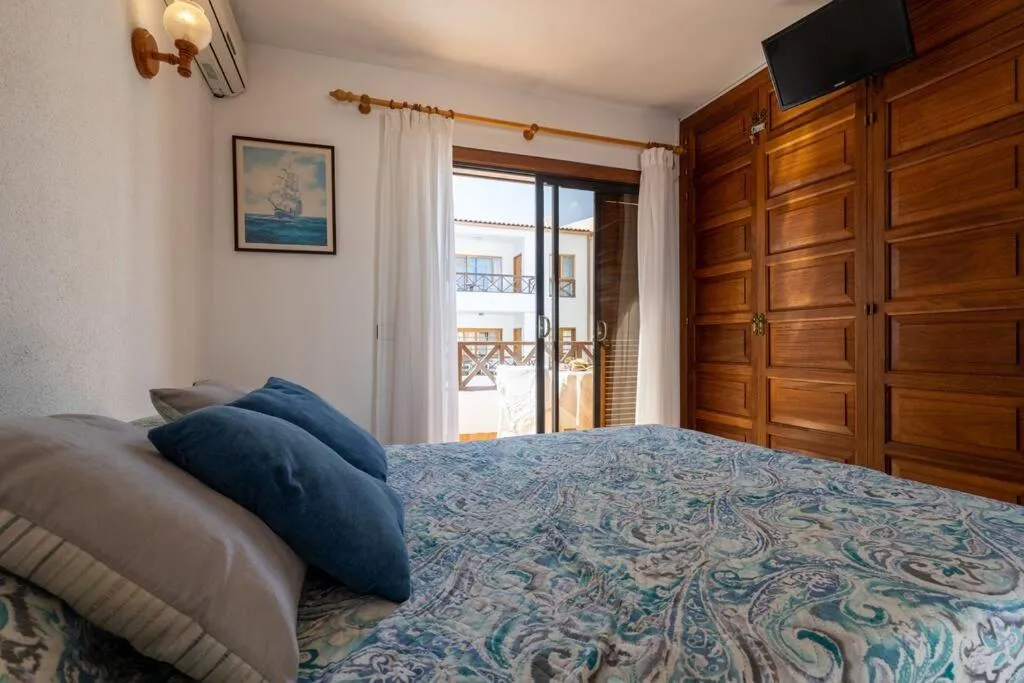 Image 1 of Apartamento con 2 terrazas en Los Cristianos