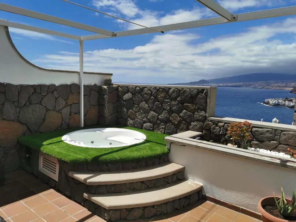 Image of Apartamento con Vistas al mar y jacuzzi privado