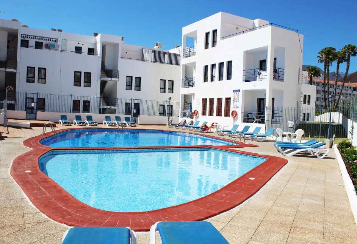 Image 2 of Apartamentos Funchal