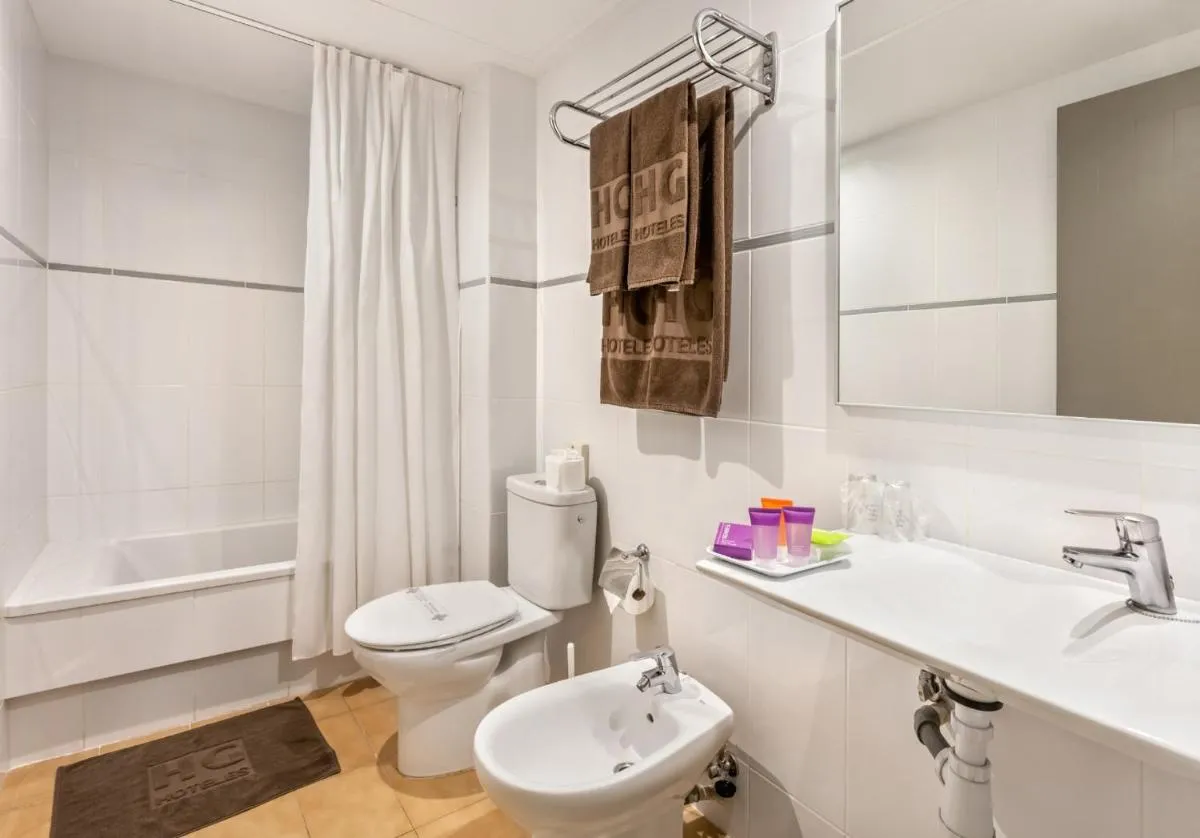 Image 2 of Apartamentos HG Cristian Sur