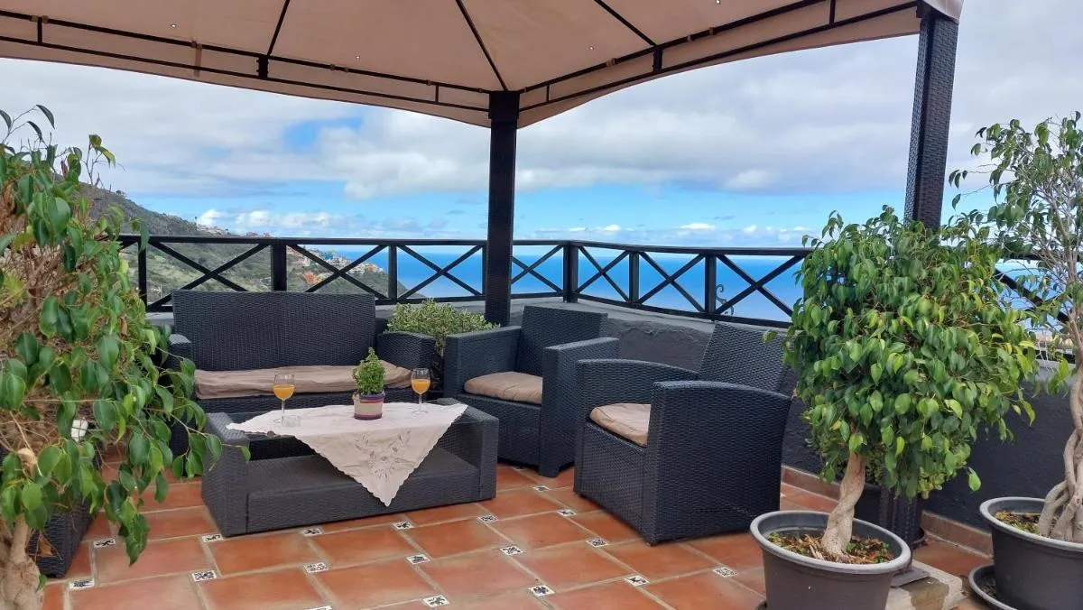 Image 6 of Apartamentos Monasterio de San Antonio – adults only