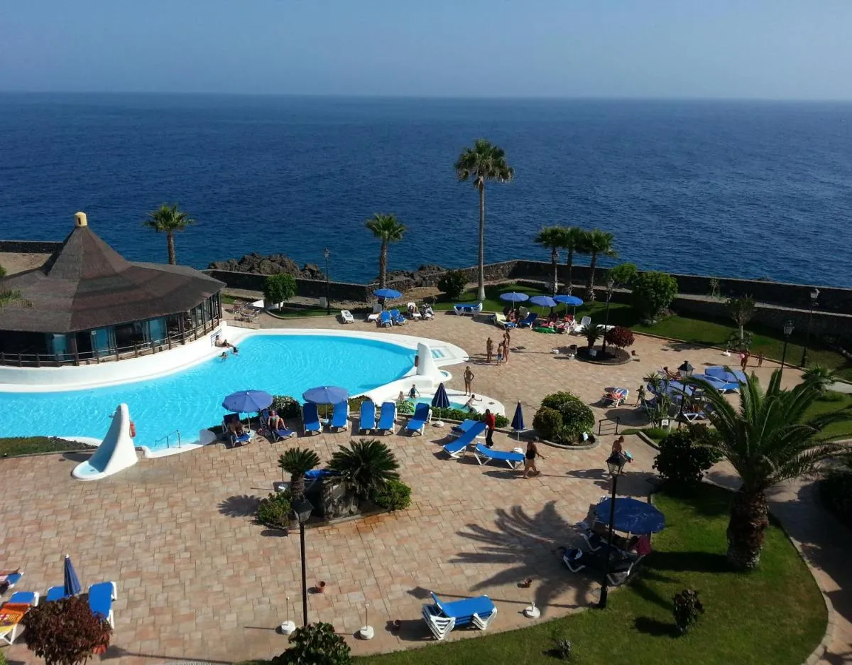 Image 2 of Apartamentos Rocas del Mar