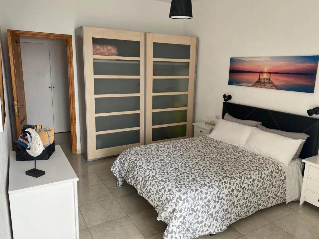 Image 1 of Apartamentos playa chica / playa las gaviotas