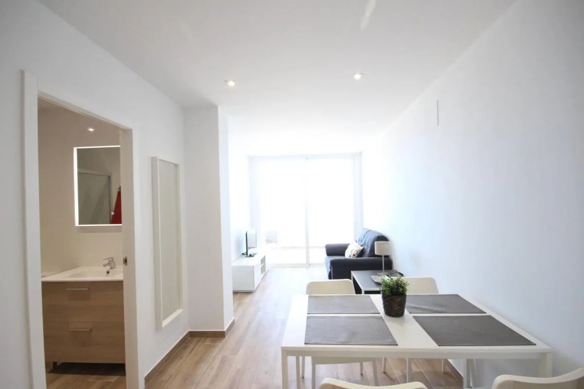 Image 3 of Apartment Las Vistas Beach View