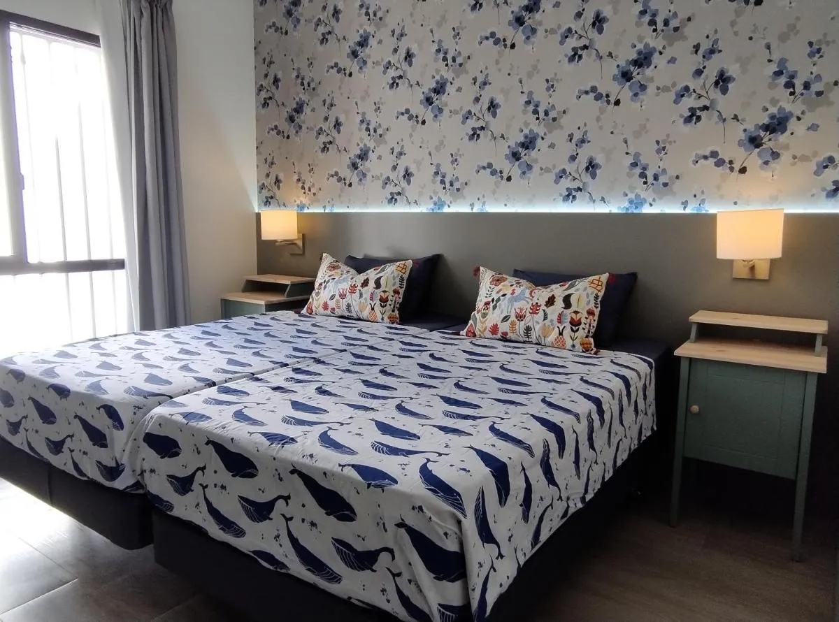 Image 1 of Apartment – May Flowers