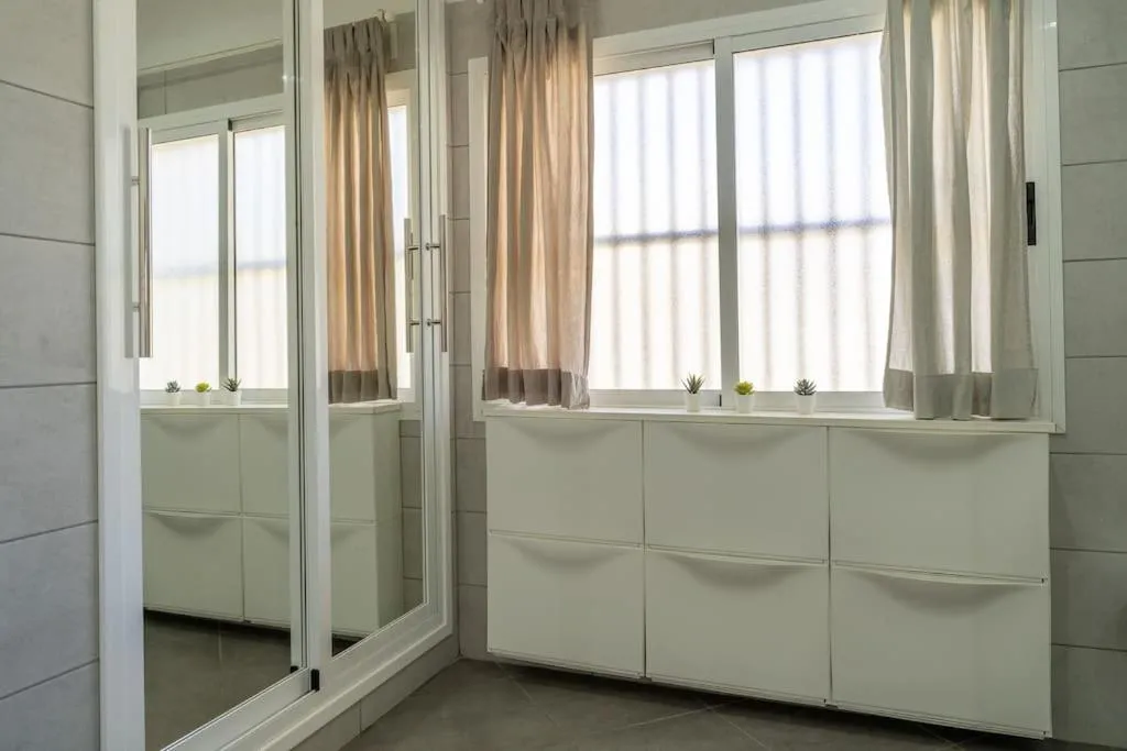 Image 2 of Apartment in front of the ocean