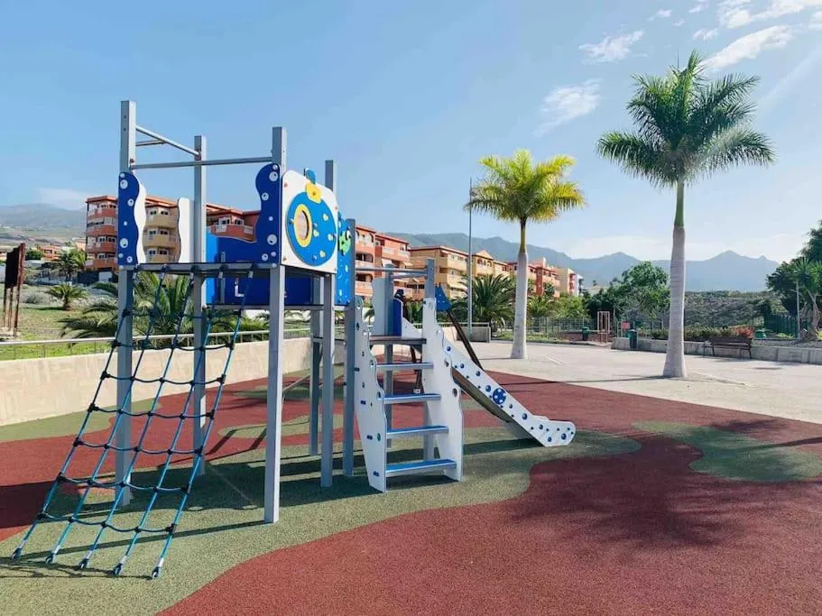 Image 5 of Apartment with Heated Pool in Callao Salvaje