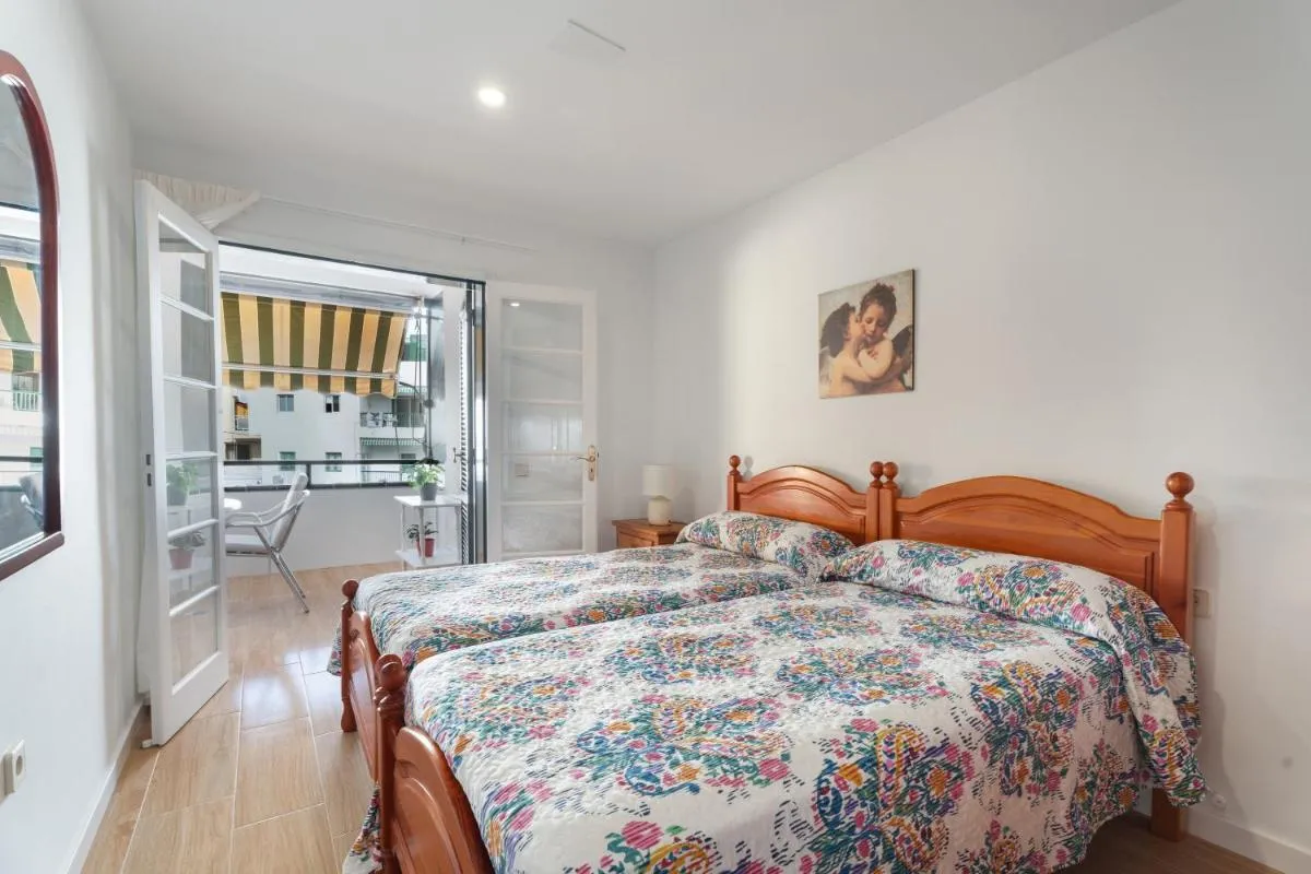 Image 6 of Apto Tomasol