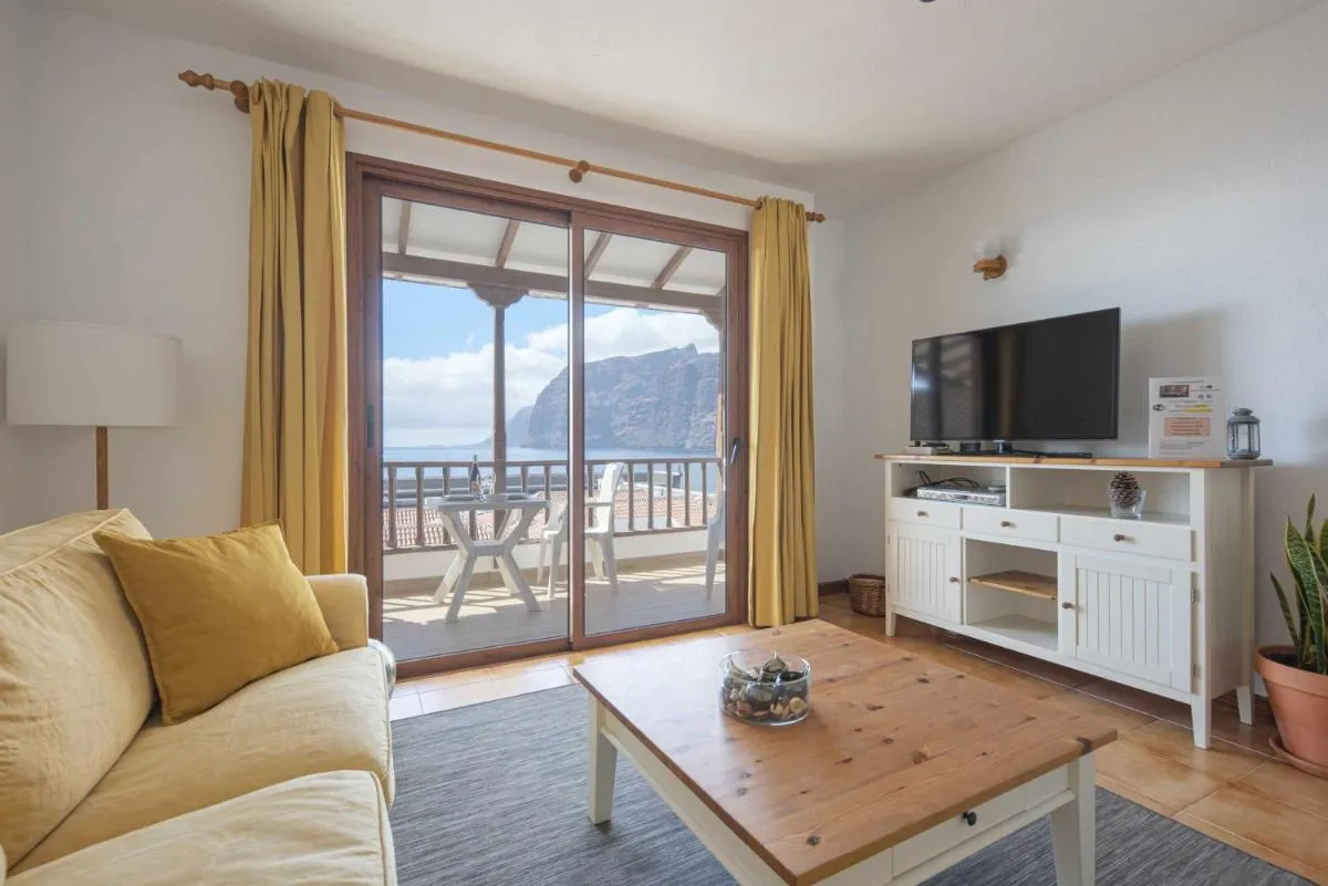 Image 4 of Ático Los Gigantes VistasWIFI 600 Mbps Playa