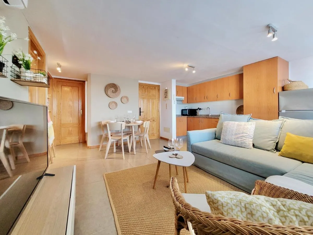 Image 2 of Attic 10 by Grupo Compostelana