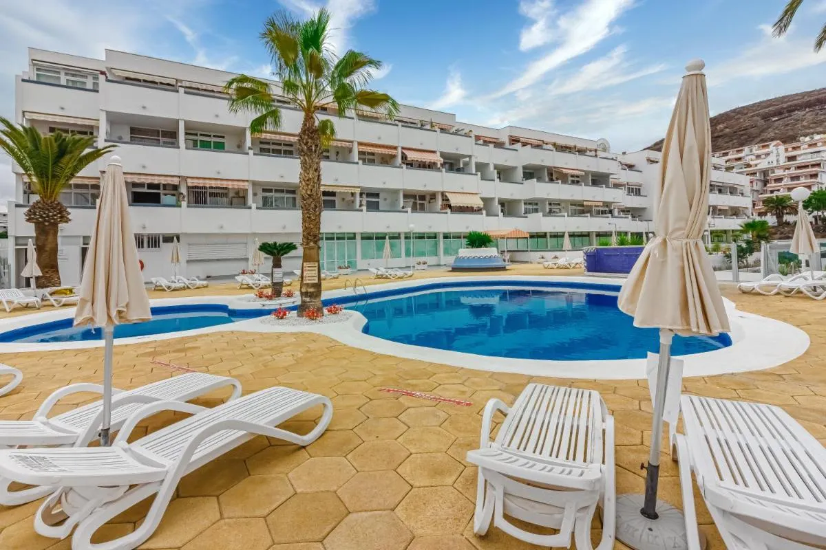 Image 2 of Azahara Playa III