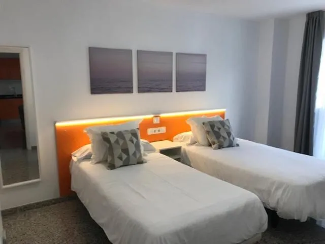 Image 1 of Bahia Colon