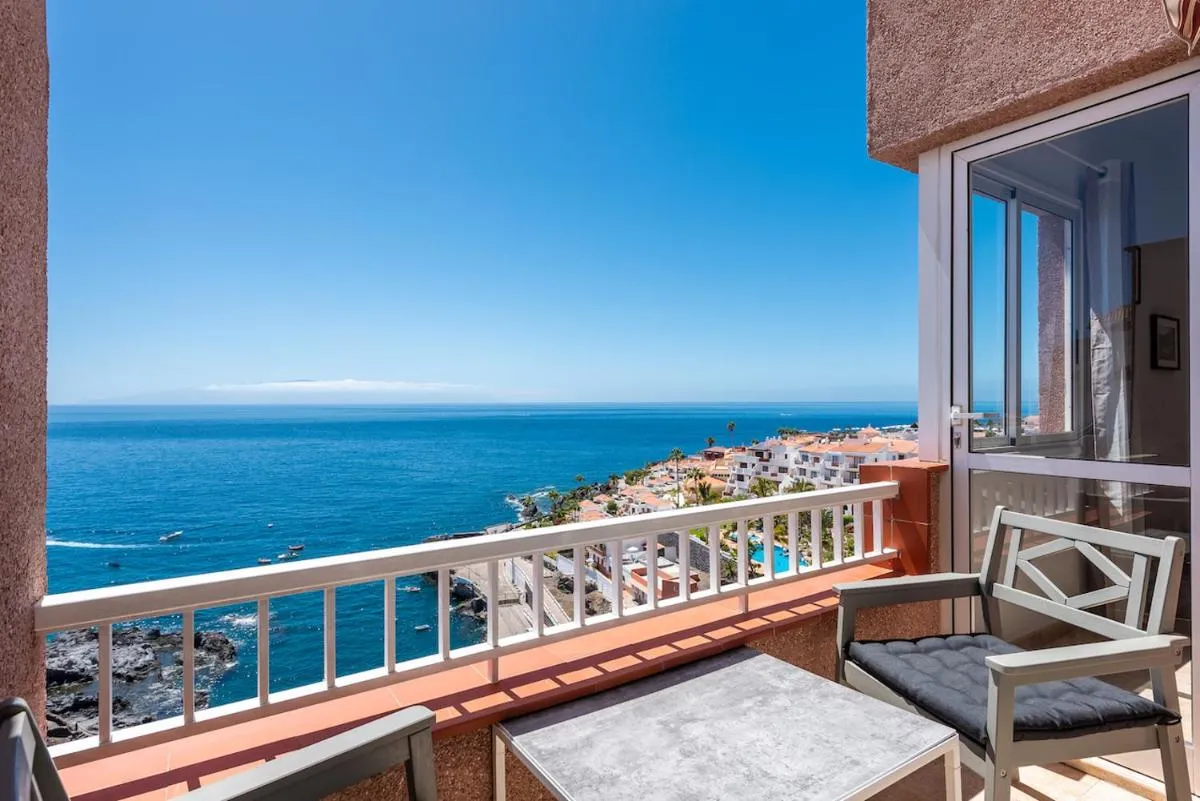 Image 5 of Bahia cozy ocean view suite