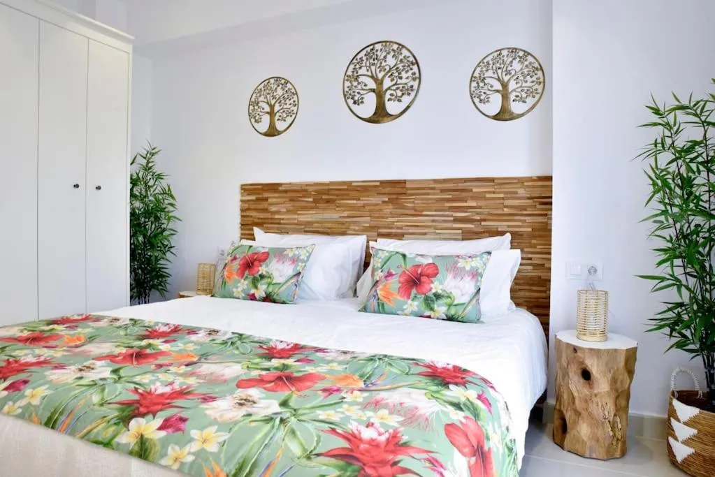 Image 1 of Ballesteros Place Sunset A