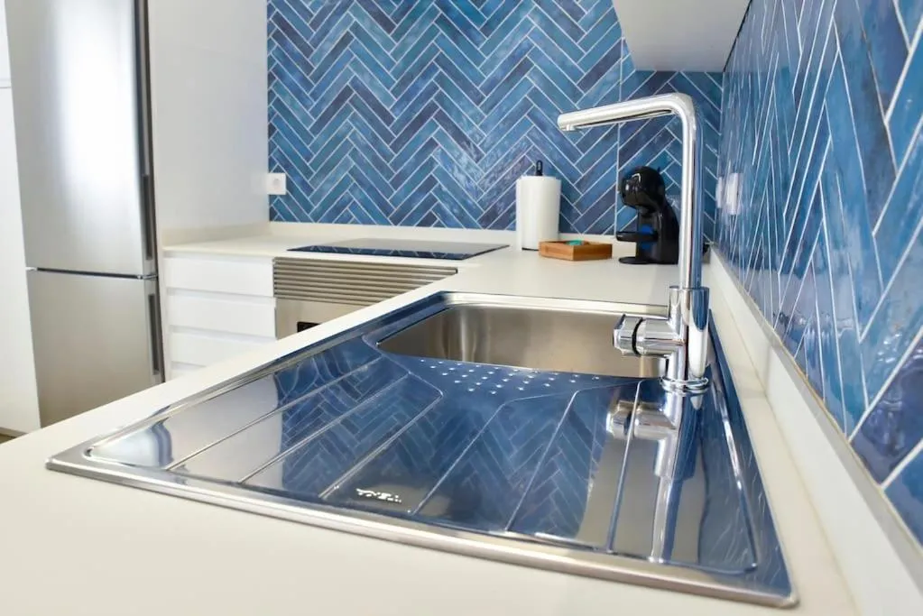 Image 2 of Ballesteros Place Sunset A