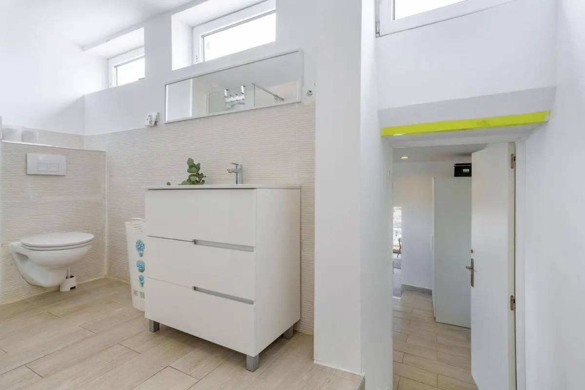 Image 2 of Beach House el Poris 2