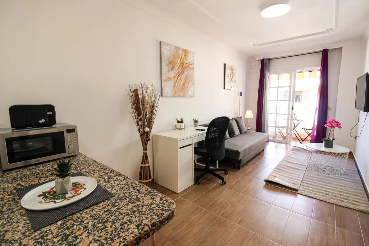 Image 4 of Beautiful Renovated Apartment with Air Conditioning Just Steps from the Sea in Playa San Juan