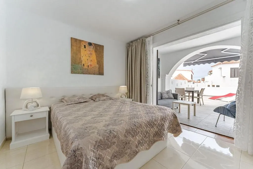 Image 2 of Beautiful apartments with large terrace close to the beach