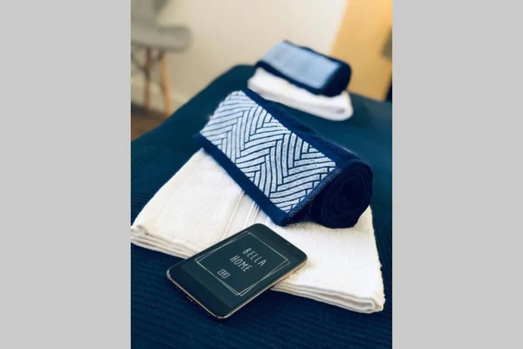 Image 2 of Bella Home