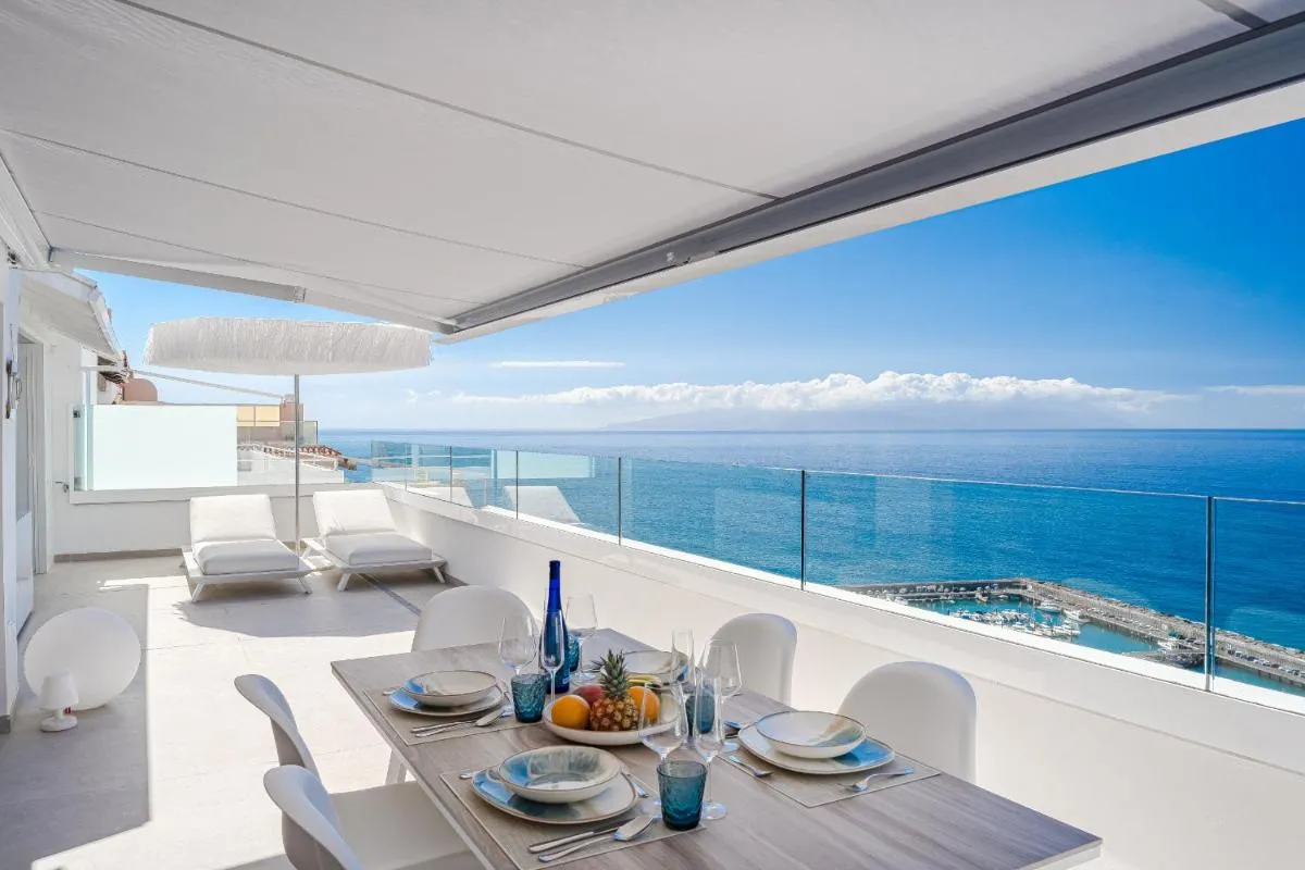 Image 3 of Blue Haven – Ocean View Penthouse with jacuzzi and Pool