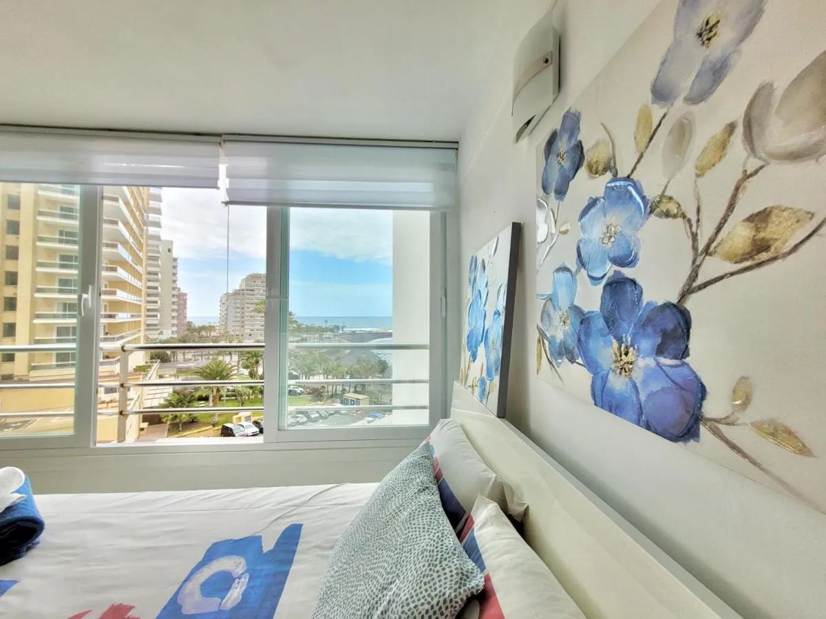 Image 4 of Blue Sunrise Studio by TOR