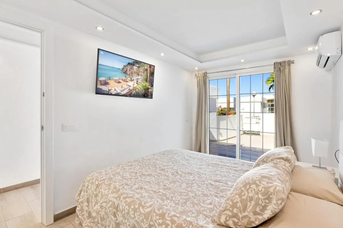 Image 1 of Bungalow with private pool