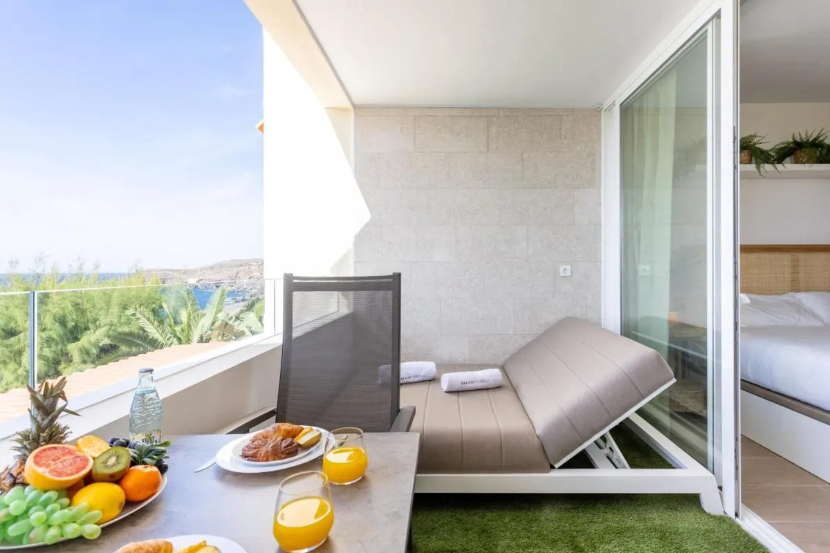 Image 4 of Butan Suite