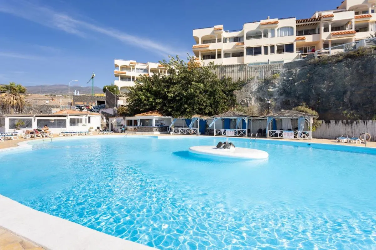 Image 2 of Butan Suite